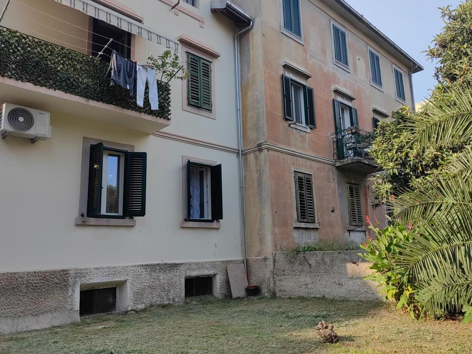 Relax And Enjoy Apartments Split Exterior foto